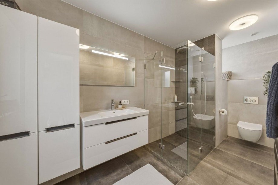 Badezimmer Mehrfamilienhaus Reichenbach an der Fils