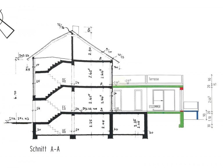 Querschnitt Murrhardt Mehrfamilienhaus Gepflegtes Zweifamilienhaus - Werkstatt - Terrasse - Balkon - 3 KFZ-Stellpl�tze