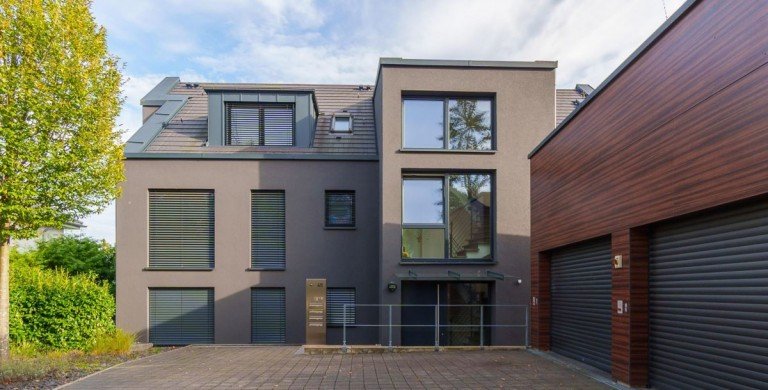 Hausansicht Stuttgart Dachgeschosswohnung Luxus Wohnoase im gr�nen Villenviertel am Killesberg -verkauft!-