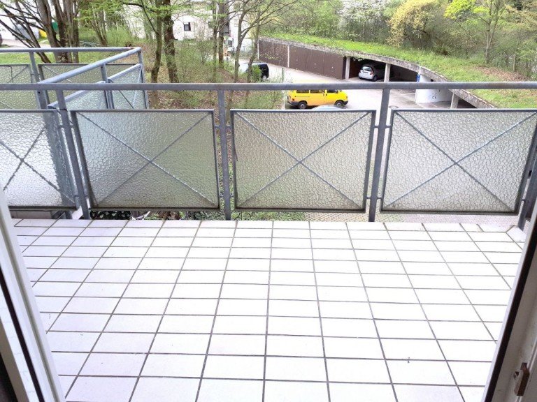 Balkon 1 Waiblingen Etagenwohnung Renditestarke 3-Zimmer-Wohnung mit zwei Balkonen und 3 TG-Stellpl�tze in Waiblingen