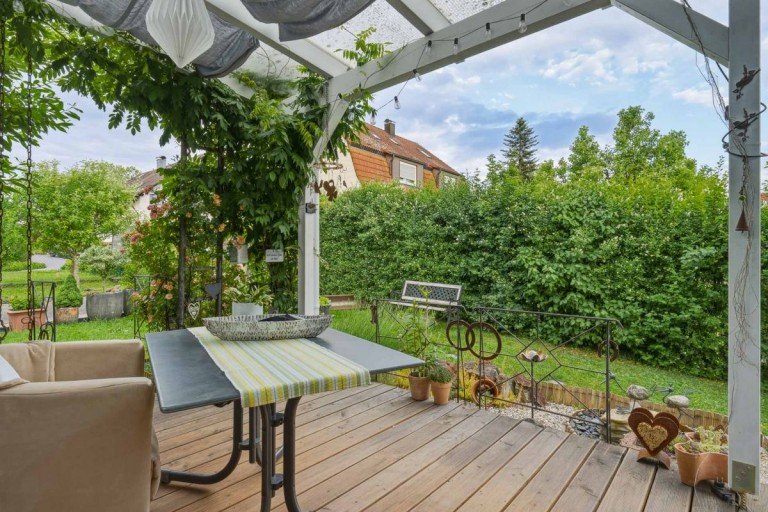 Terrasse Whg. 1 Schorndorf Mehrfamilienhaus Attraktive Kapitalanlage � TOP saniert - verkauft! -