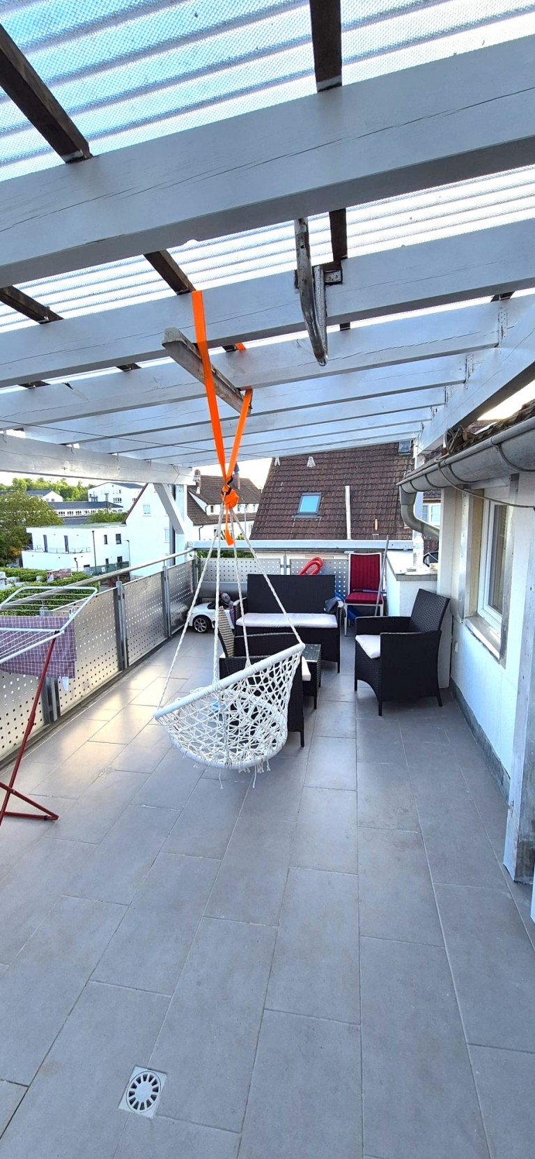 Terrasse Ebersbach an der Fils Etagenwohnung Modernisierte 2,5-Zimmer-Wohnung mit �berdachten Terrasse und neuer Einbauk�che