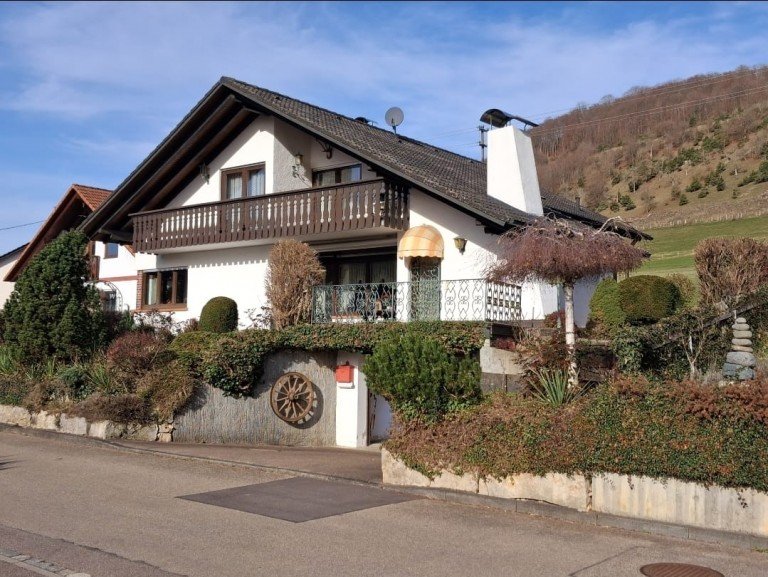 Hausansicht Schw�bisch Gm�nd Einfamilienhaus Gem�tliches Haus in idyllischer Lage f�r Ruhe und Erholung � sofort bezugsfrei �