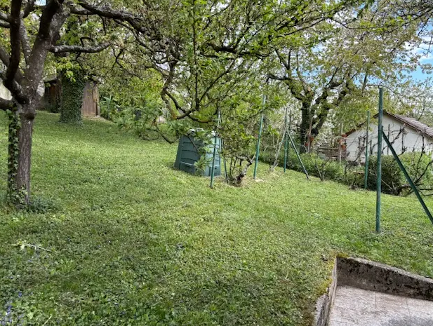 Gr�ne Oase Einfamilienhaus G�glingen