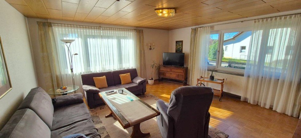 Wohnzimmer EG Einfamilienhaus Schw�bisch Gm�nd
