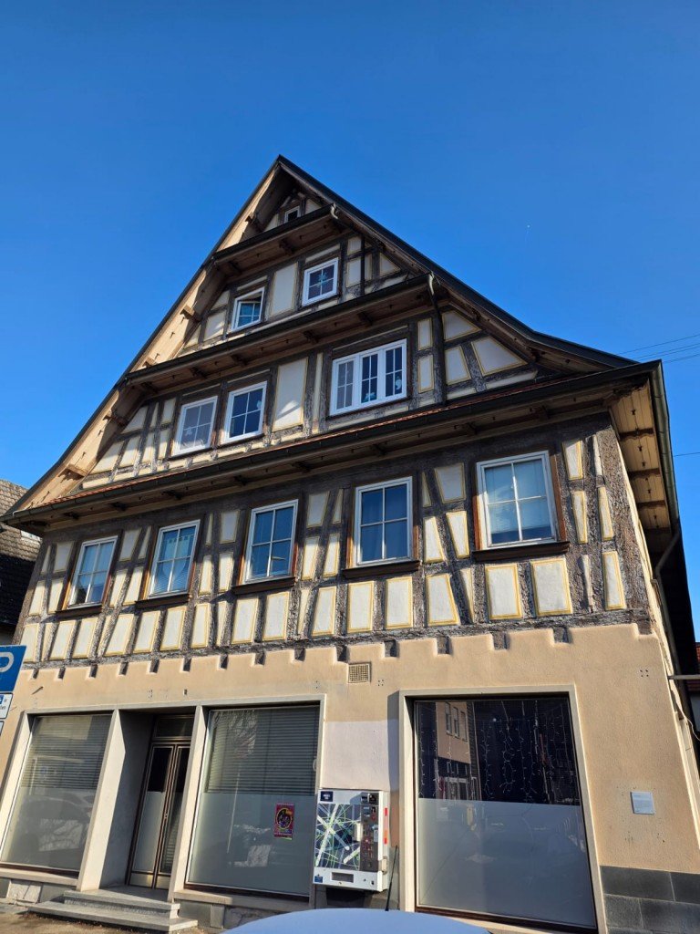 Hausansicht Murrhardt Mehrfamilienhaus TOP-Mehrfamilienhaus: 8 Wohnungen - Dachausbau m�glich ca. 8-10% Rendite