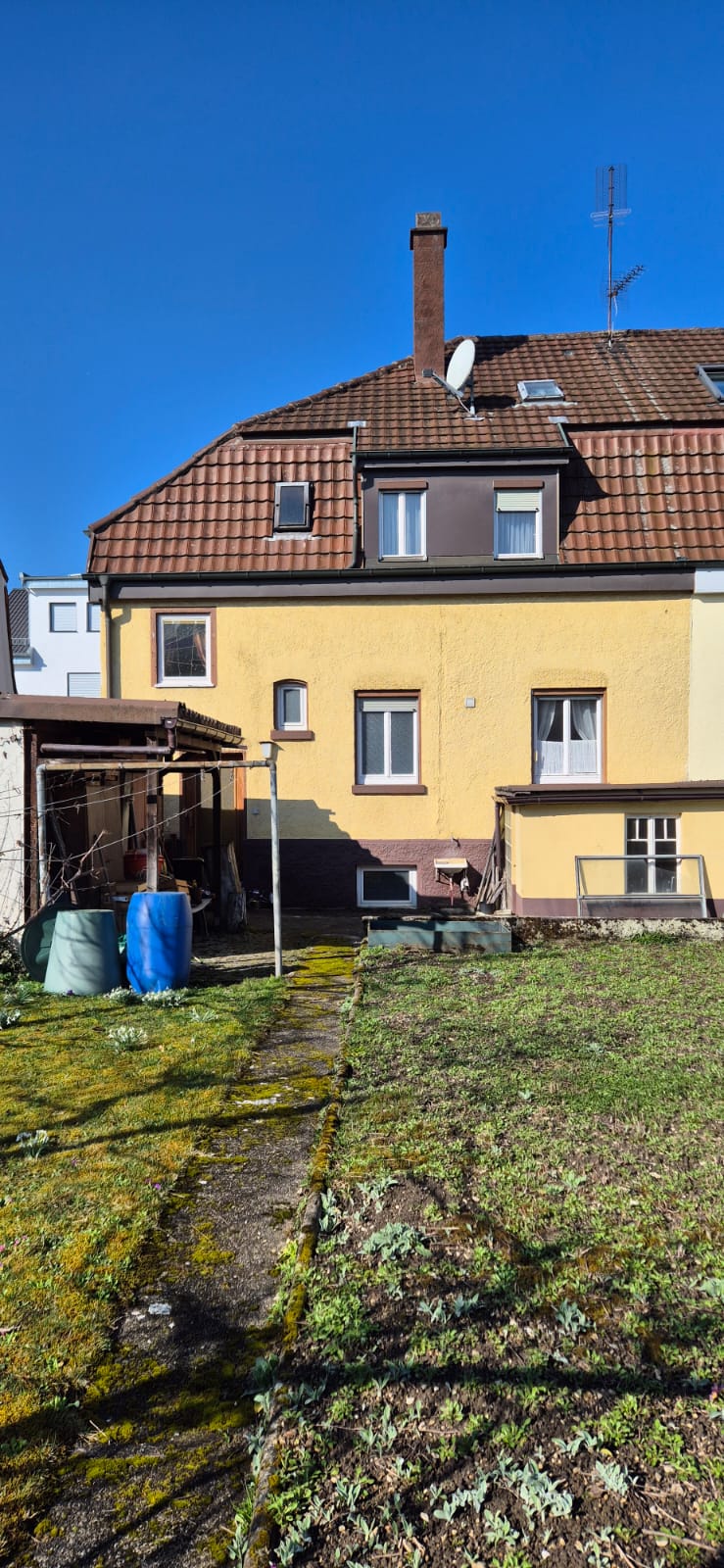 Garten Doppelhaush�lfte Salach
