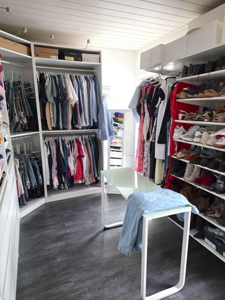 Ankleide Etagenwohnung Weissach im Tal