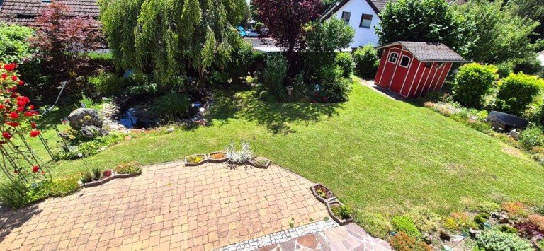 Garten und Terrasse Oberkochen Reihenendhaus Familienidyll in Oberkochen-Heide � gepflegtes Reihenendhaus - verkauft! -