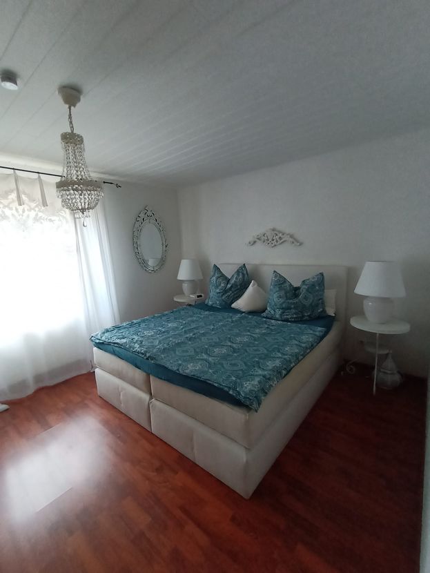 Schlafzimmer EG Mehrfamilienhaus Erdmannhausen