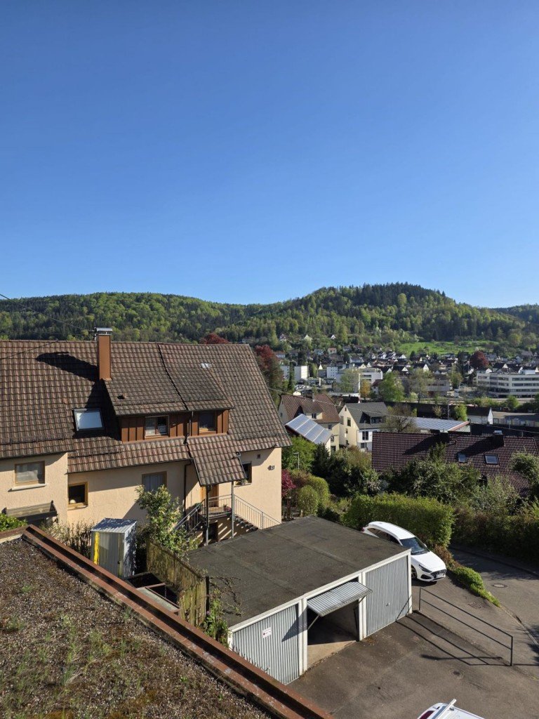 Ausblick Murrhardt Etagenwohnung Bezugsfreie 3-Zimmer-Wohnung in toller Wohnlage mit sch�nem Ausblick - Einbauk�che - Balkon - Garage
