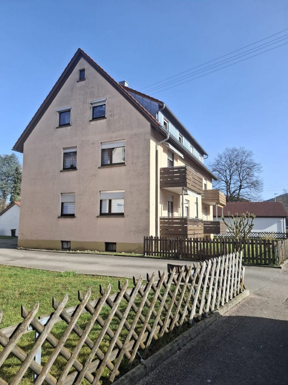 Hausansicht Dachgeschosswohnung Murrhardt