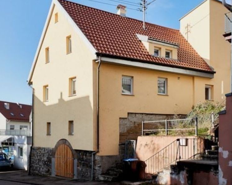 Hausansicht Zweifamilienhaus Backnang